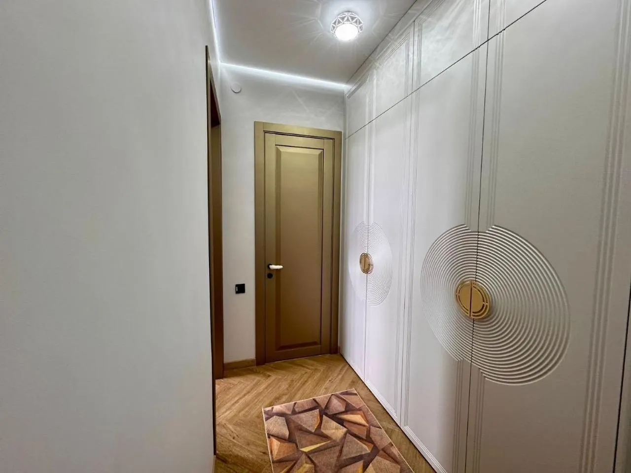 Бухар жырау эксклюзив-2 Hotel Nur-Sultan  0*, Nur-Sultan (Astana)